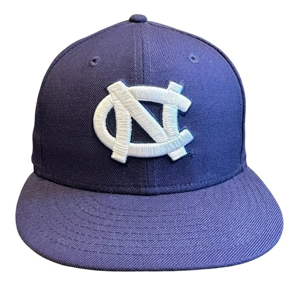North Carolina Tar Heels Hat New Era 59FIFTY 7 3/8 Blue 100% Wool